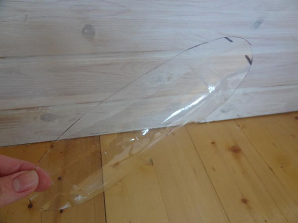 Nouveaux artisanats de bouteilles en plastique avec leurs propres mains pour le jardin et le verger