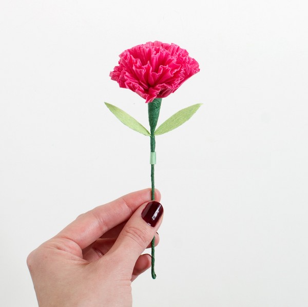 Du coeur: le meilleur artisanat pour le 9 mai pour le concours et l'exposition