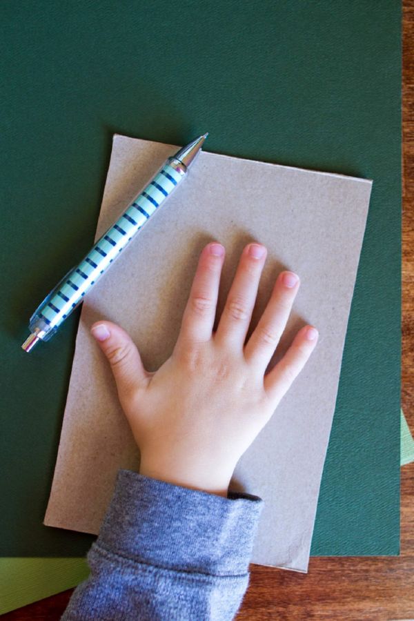 Artisanat pour la nouvelle année 2017 avec leurs propres mains, des classes de maître - du papier et des matériaux à la maternelle et à l'école