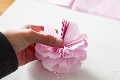 Comment faire des pom-poms à partir de papier
