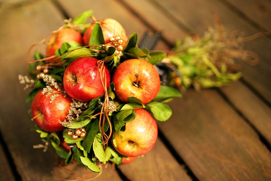 Lui-même un fleuriste: 5 bouquets d'automne avec des légumes et des fruits