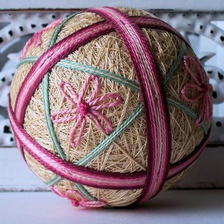 Temari: boules de fil