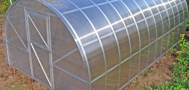 Serre en polycarbonate avec ses propres mains: plans, photos, vidéo