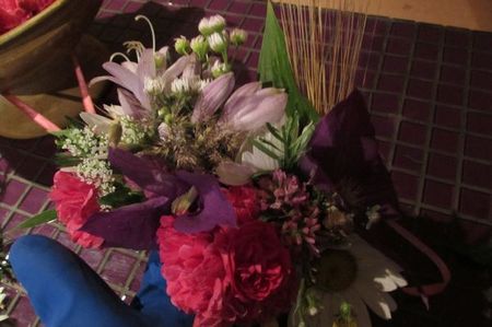 Guirlande de fleurs pour le mariage de leurs propres mains