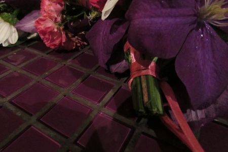 Guirlande de fleurs pour le mariage de leurs propres mains