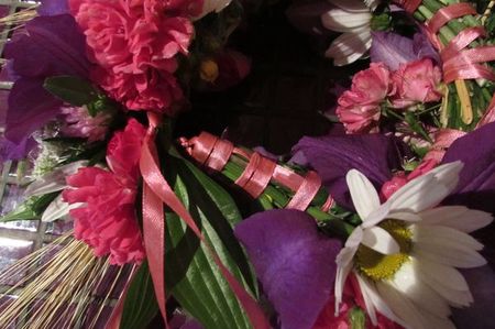 Guirlande de fleurs pour le mariage de leurs propres mains