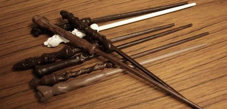 La baguette magique de Harry Potter propres mains