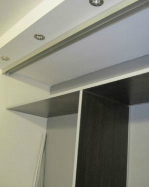 Armoire encastrée avec ses propres mains