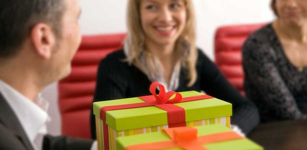 Quels cadeaux pour les collègues du 8 mars? Quels cadeaux pour les collègues du 8 mars?