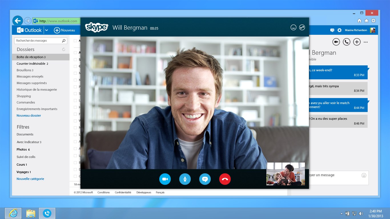 homme à skype