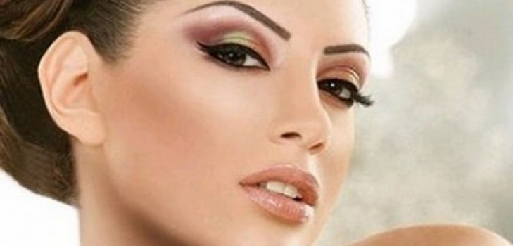 Tatouage des sourcils