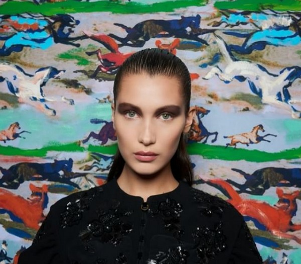 Robe élégante: collection automne de maquillage Dior Skyline