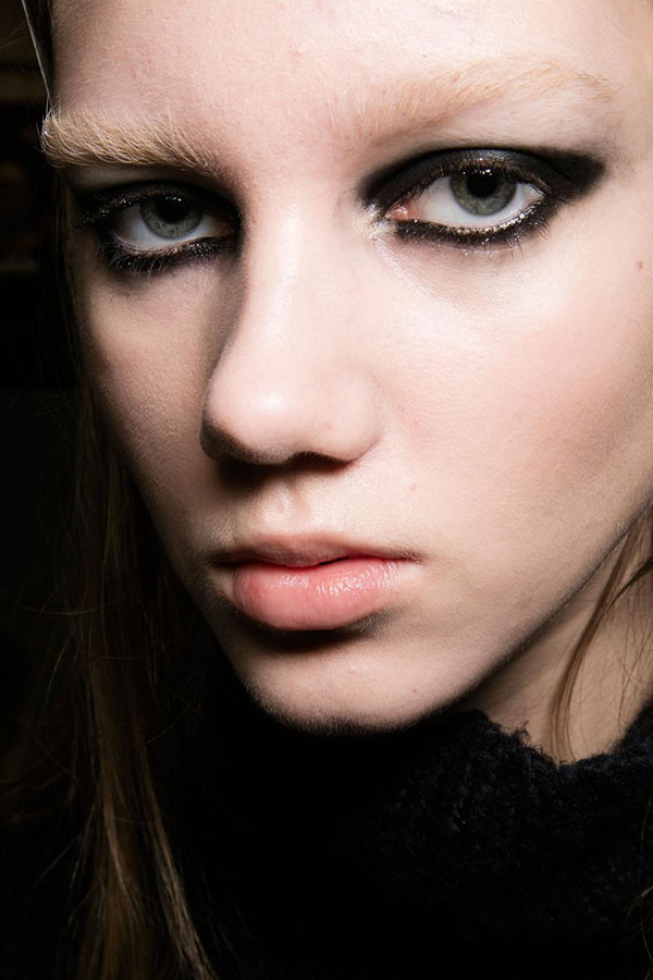 Maquillage graphique - tendance hivernale 2016-2017