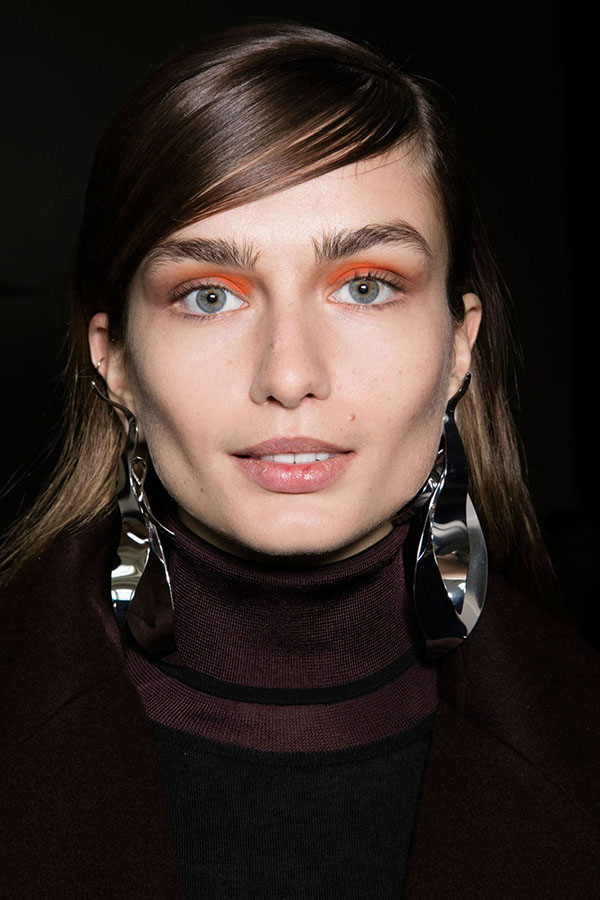 Maquillage graphique - tendance hivernale 2016-2017