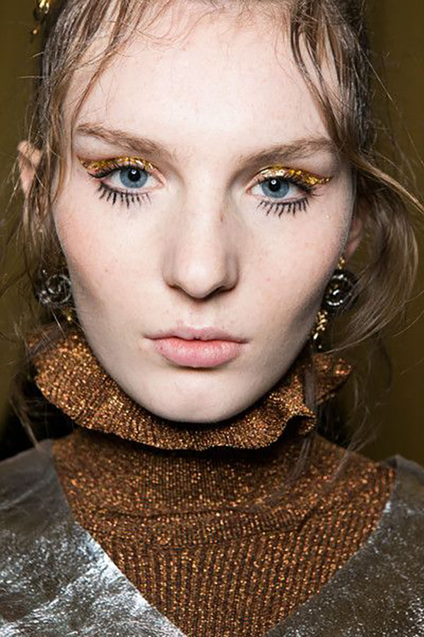 Maquillage graphique - tendance hivernale 2016-2017