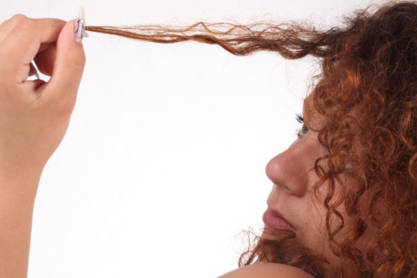 Chimie des cheveux avec une photo