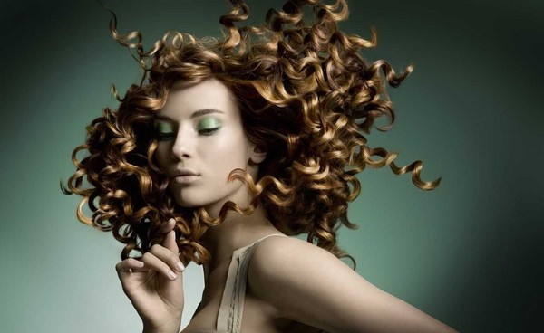 Chimie des cheveux avec une photo
