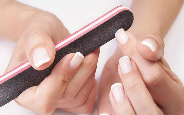 La forme idéale des ongles: trois secrets de nyl-experts