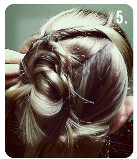Comment faire une coiffure sur un poil moyen avec vos propres mains - photo