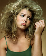 Comment sauver les cheveux de tomber? 1Comment éviter que les cheveux ne tombent?