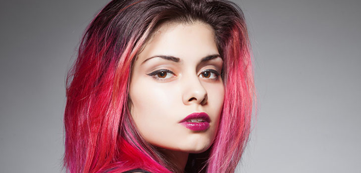Coloriage sur les cheveux foncés