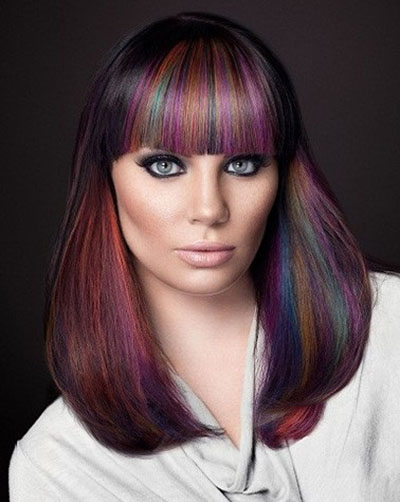 Coloriage sur les cheveux foncés