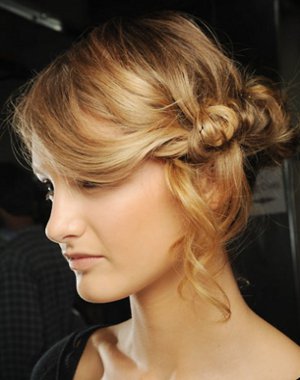 Belles coiffures pour les cheveux longs