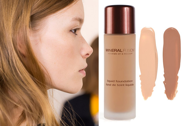 Mains contrastantes laconiques - hit-2017: maquillage à la Chloe
