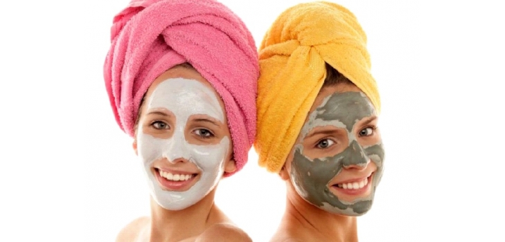 Masques de guérison pour les peaux grasses