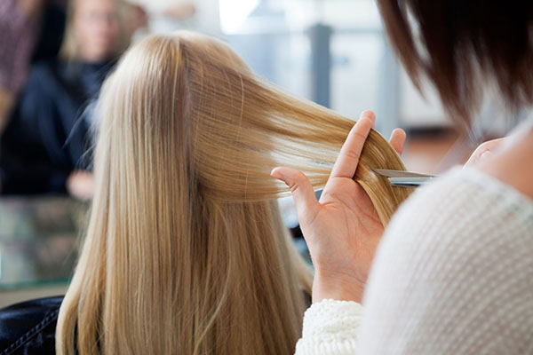 Calendrier lunaire des coupes de cheveux et teinture des cheveux pour juillet 2017