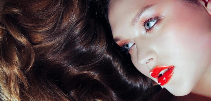 Maquillage pour complet