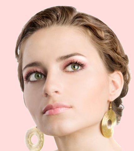 Maquillage pour les yeux au bal