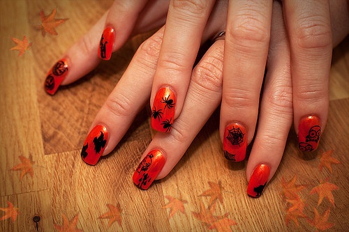 Manucure pour Halloween