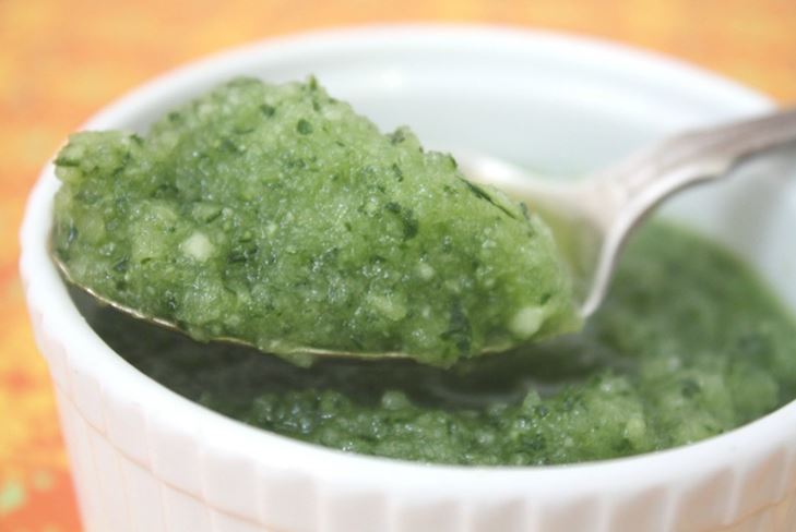 Masque de concombre: encore une fois sur la recette de soins infirmiers la plus simple 