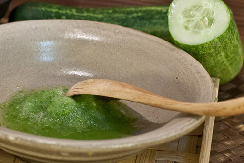 Masque de concombre: encore une fois sur la recette de soins infirmiers la plus simple 