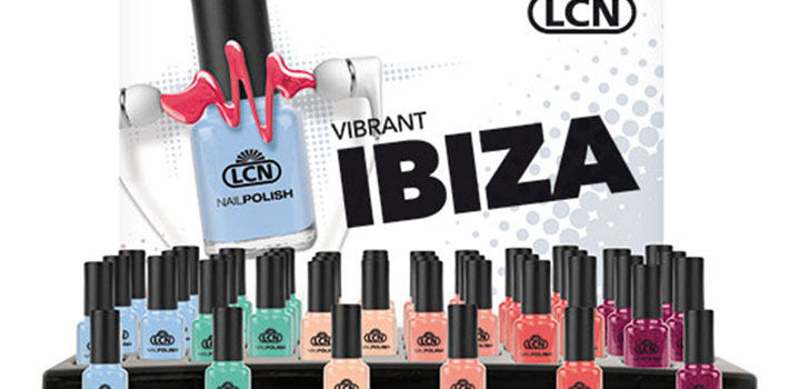 Couleurs à la mode des vernis printemps-été 2015