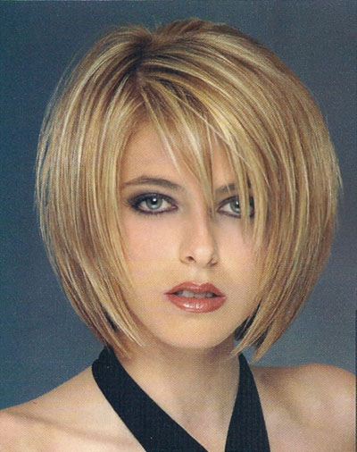 Cascade sur les cheveux courts. 