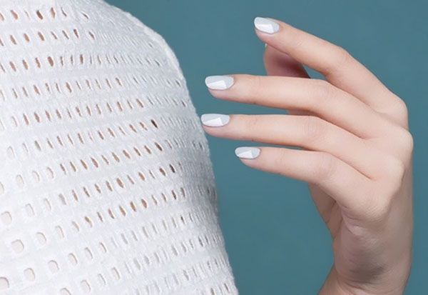 Manucure pastel à la mode: les meilleurs exemples de blogueurs Instagram