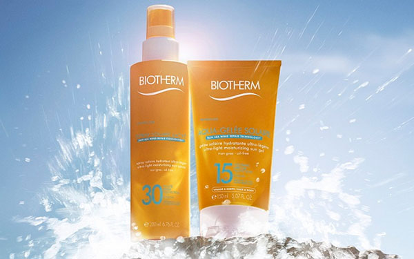 Ligne de plage Biotherm Aqua-Gelée Solaire pour peau veloutée