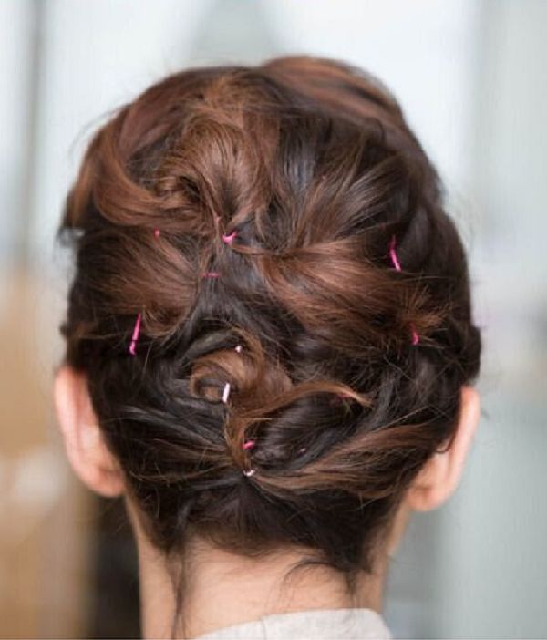 Coiffure pour la nouvelle année du pétard de ses propres mains - des idées de mode pour les cheveux courts, moyens et longs, photo