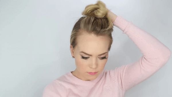 Coiffure pour la nouvelle année du pétard de ses propres mains - des idées de mode pour les cheveux courts, moyens et longs, photo