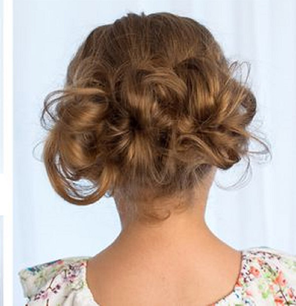 Coiffures pour les filles de leurs propres mains pour le Nouvel An 2017 Coq - des idées pour les cheveux courts, moyens et longs, des photos et des vidéos étape par étape