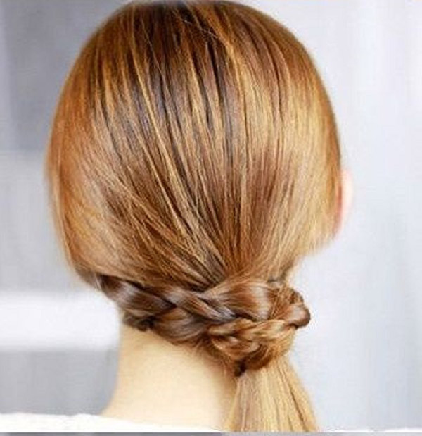 Coiffures pour les filles de leurs propres mains pour le Nouvel An 2017 Coq - des idées pour les cheveux courts, moyens et longs, des photos et des vidéos étape par étape
