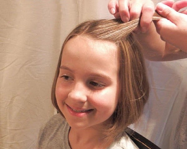 Coiffures pour les filles de leurs propres mains pour le Nouvel An 2017 Coq - des idées pour les cheveux courts, moyens et longs, des photos et des vidéos étape par étape