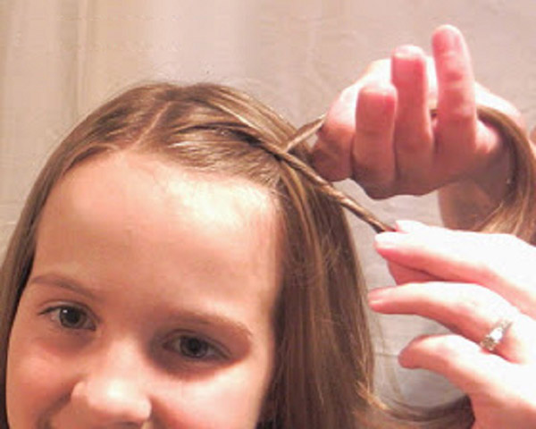 Coiffures pour les filles de leurs propres mains pour le Nouvel An 2017 Coq - des idées pour les cheveux courts, moyens et longs, des photos et des vidéos étape par étape