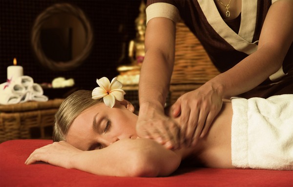 Force et harmonie de la vie: Massage thaïlandais au SPA-salon Banyan Tree