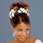 Coiffures de mariage avec des fleurs