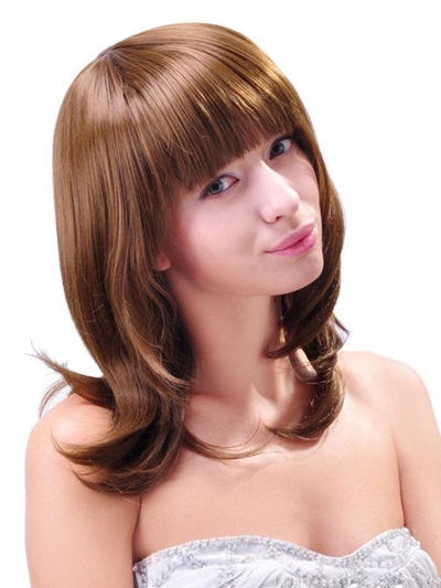 Beau style sur les cheveux moyens