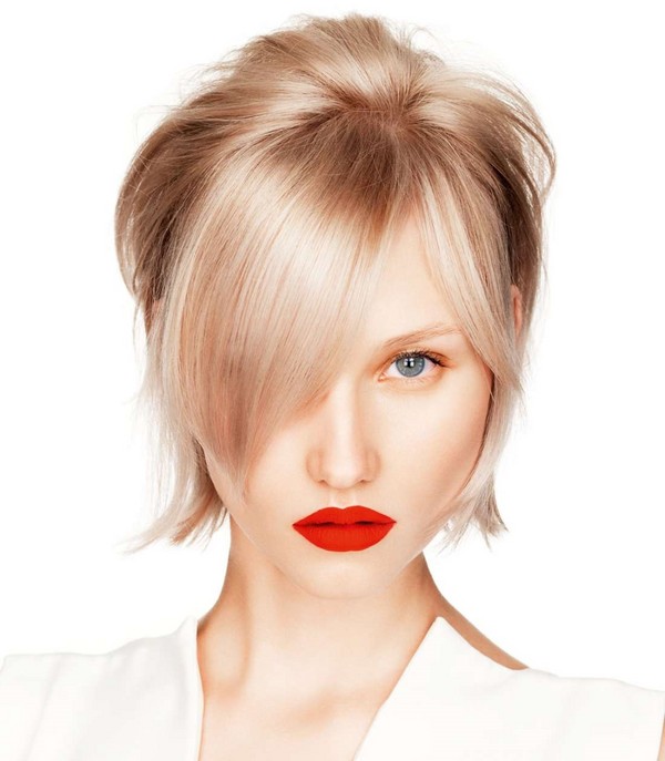 Coupe de cheveux intelligente sans style - photos et commentaires