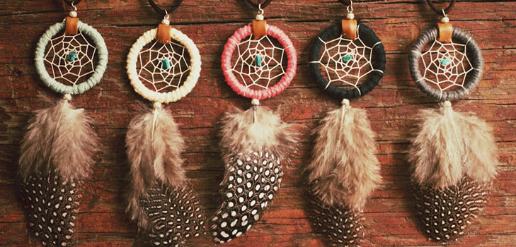 Amulettes pour attirer l'énergie de l'argent de leurs propres mains sur des rites magiques spéciaux